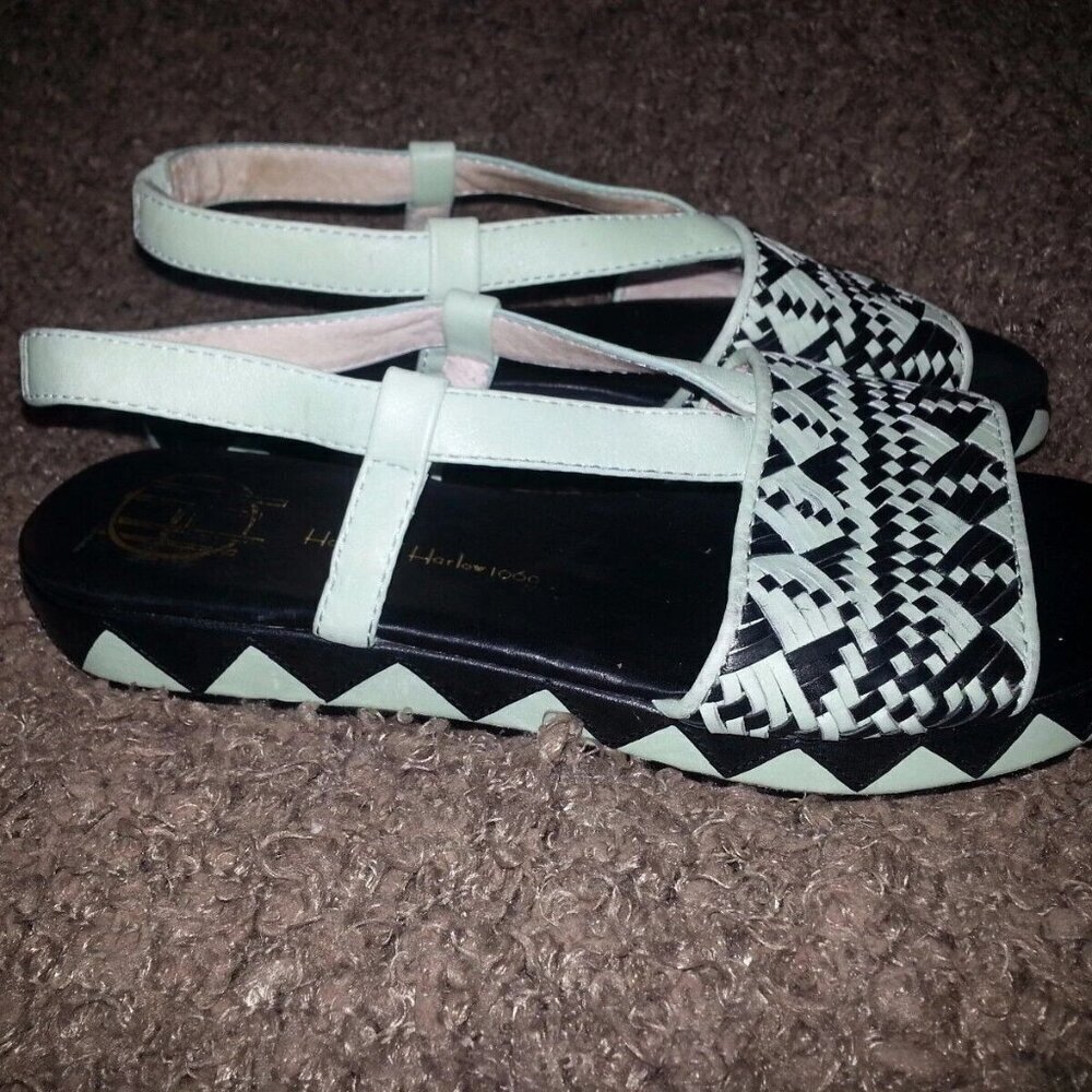 HOUSE OF HARLOW 1960-Braided Pattern Leather Wedge-Pale Green/Black-Sz 36-EUC - Picture 4 of 7